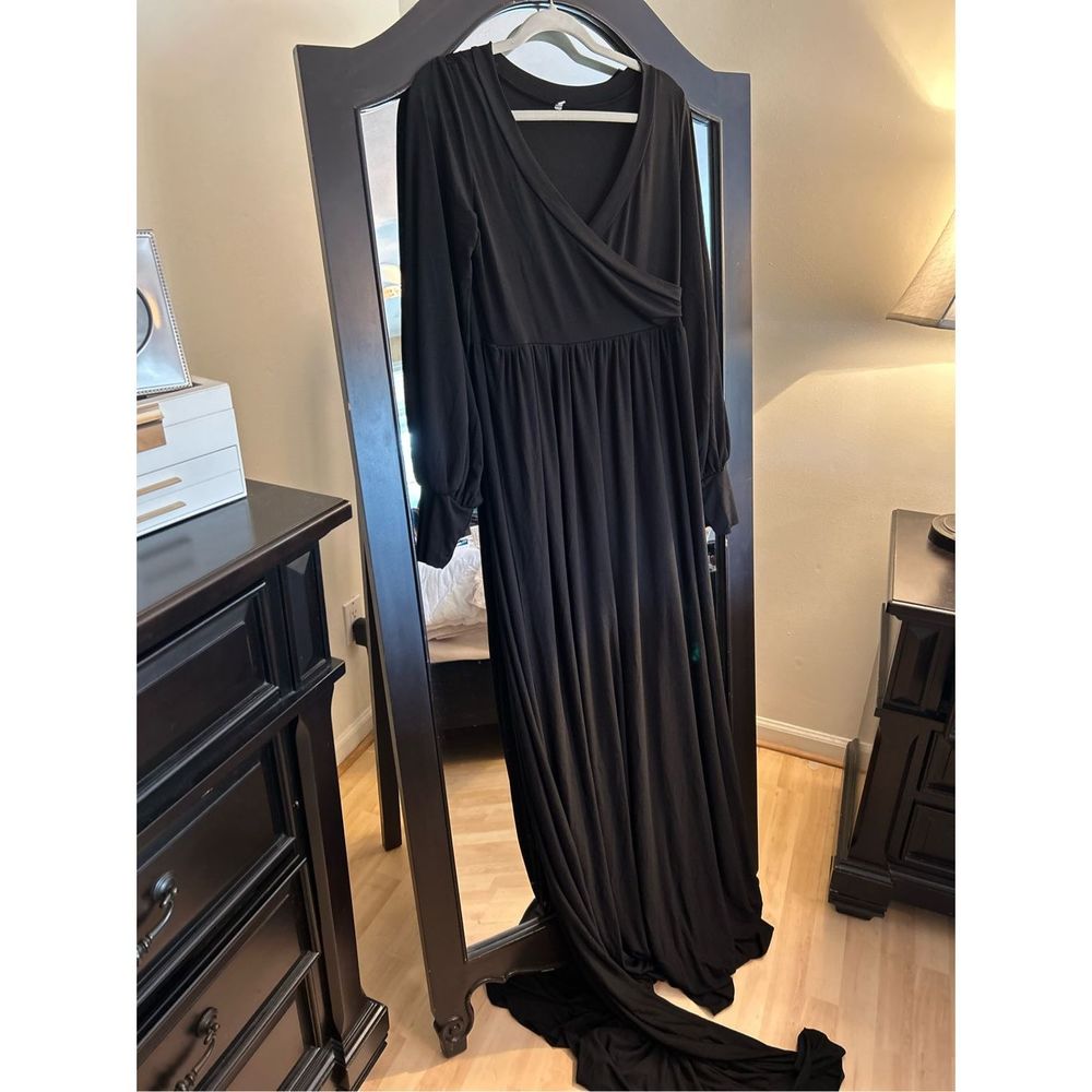 NEW Black Maternity Gown Bishop Sleeves Maxi Photo Shoot Dress 2X - Picture 4 of 6